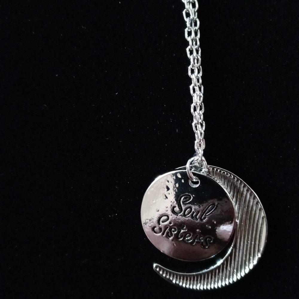 Jewelry - Picture 5 of 11